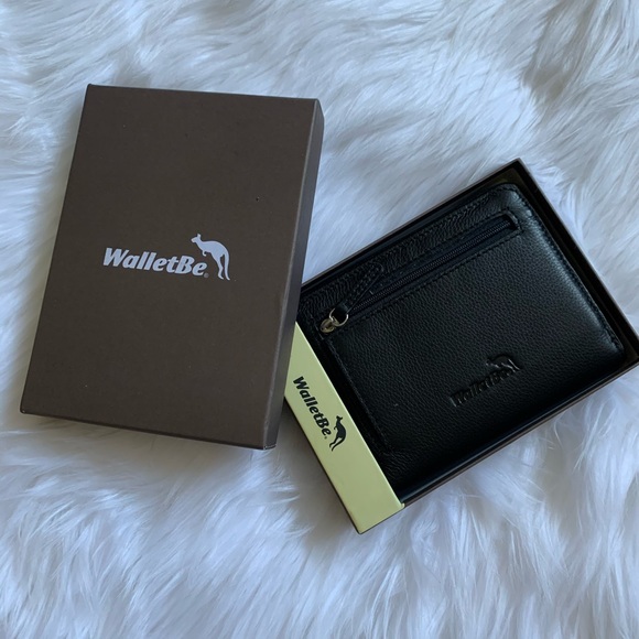 Walletbe Handbags - Walletbe Women’s Black Leather Wallet
